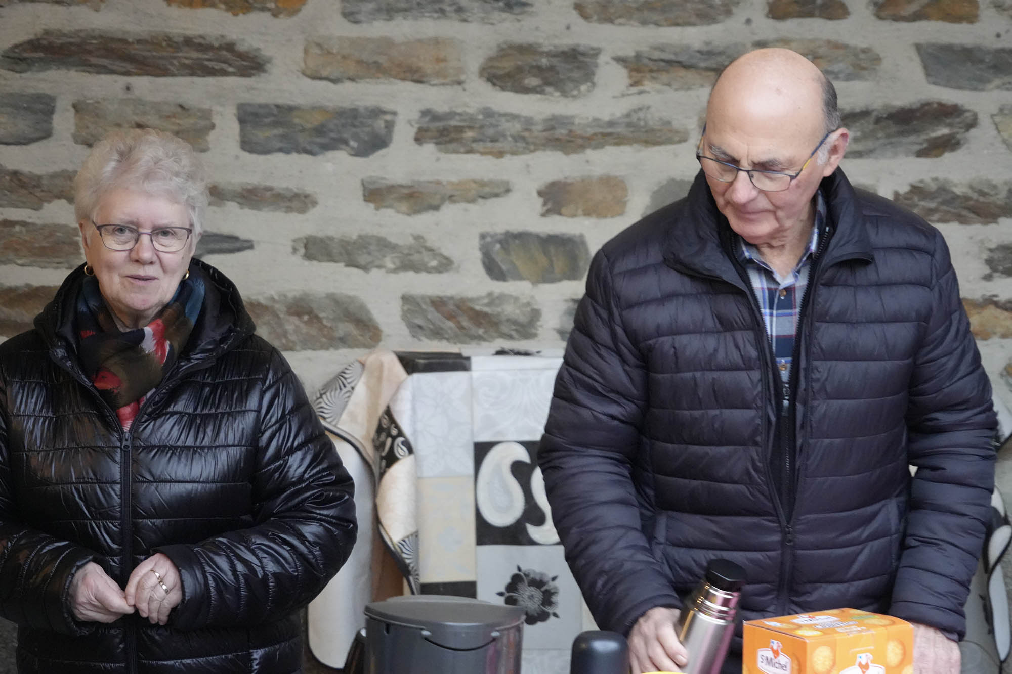 Briovère : accueil avec un café chaud (toujours fidèles au poste) 