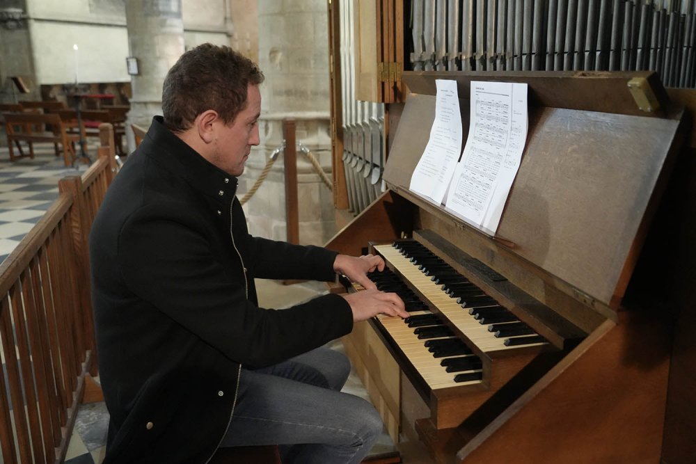 Dimanche en famille : chant d'entrée, « Levons les yeux » 