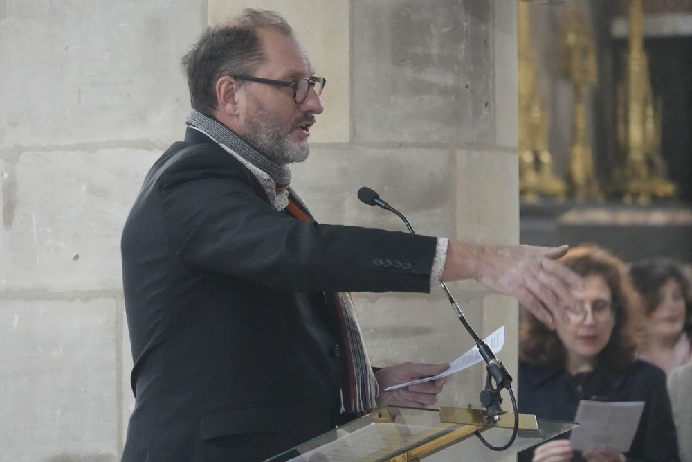 Dimanche en famille : chant d'entrée, « Levons les yeux » 