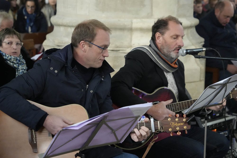 Dimanche en famille : offertoire « Regardez l'humilité de Dieu » 
