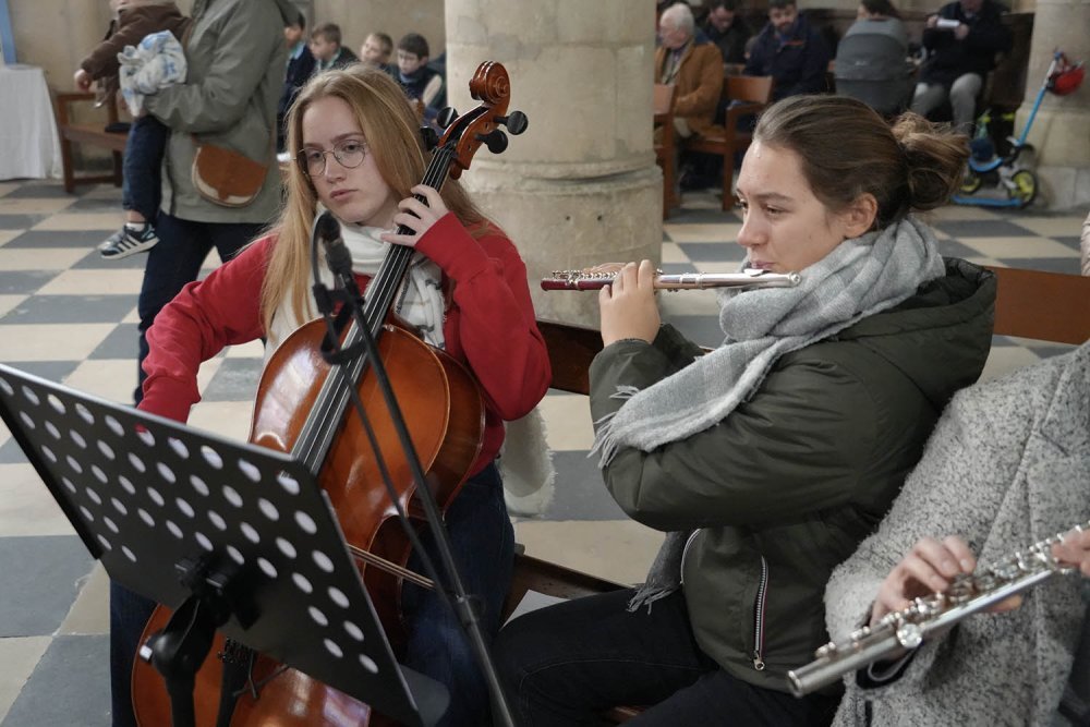 Dimanche en famille : offertoire « Regardez l'humilité de Dieu » 