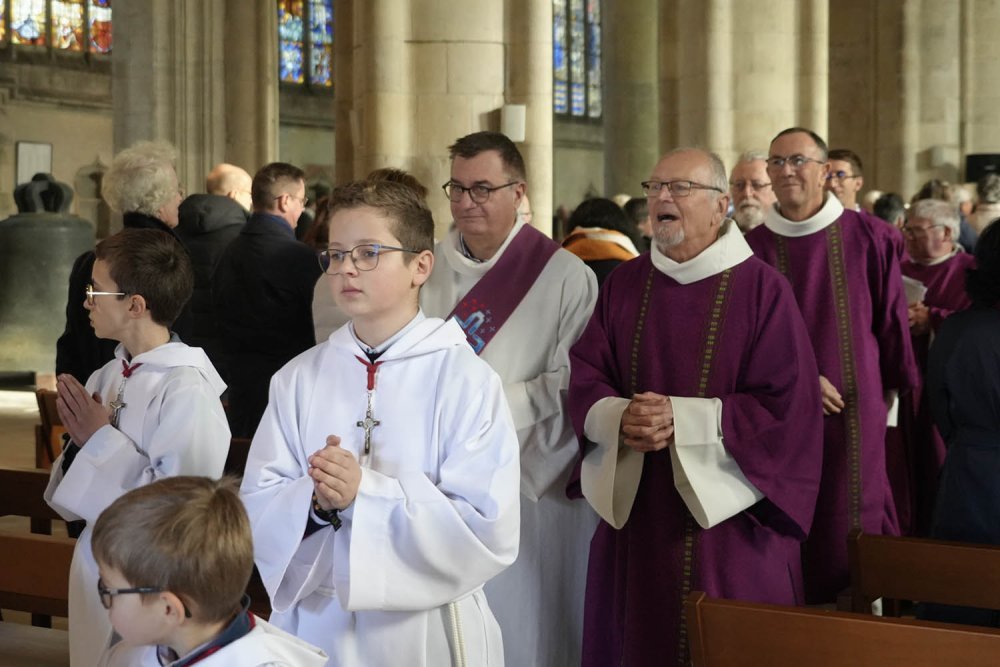 Dimanche en famille : procession de sortie 