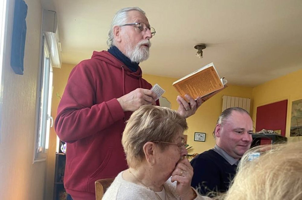 Le groupe du Rosaire... dans son nouveau lieu 