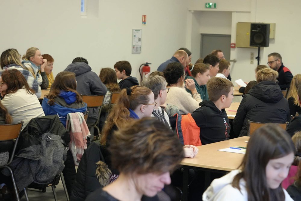 Dimanche en famille : le groupe profession de foi 